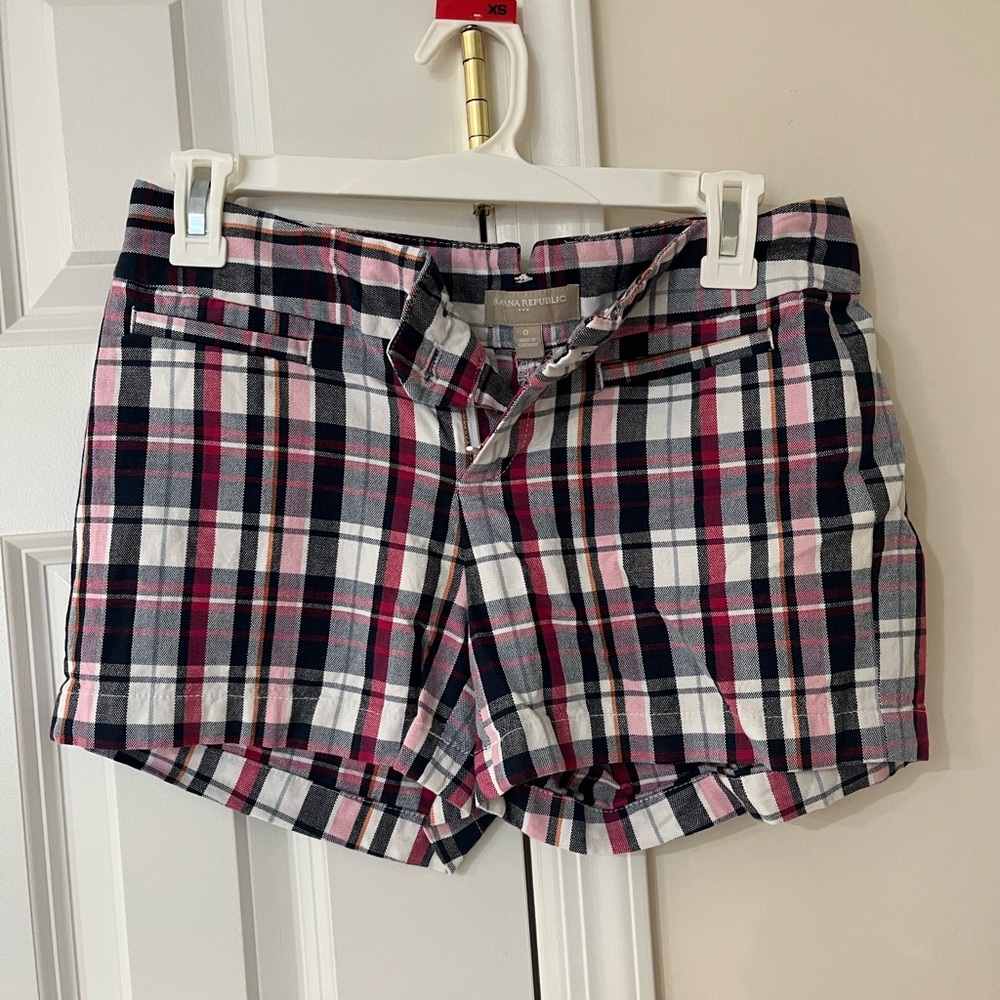 Banana Republic Women's Plaid Shorts - Pink, Navy, White